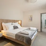 Vila Lucilla *
